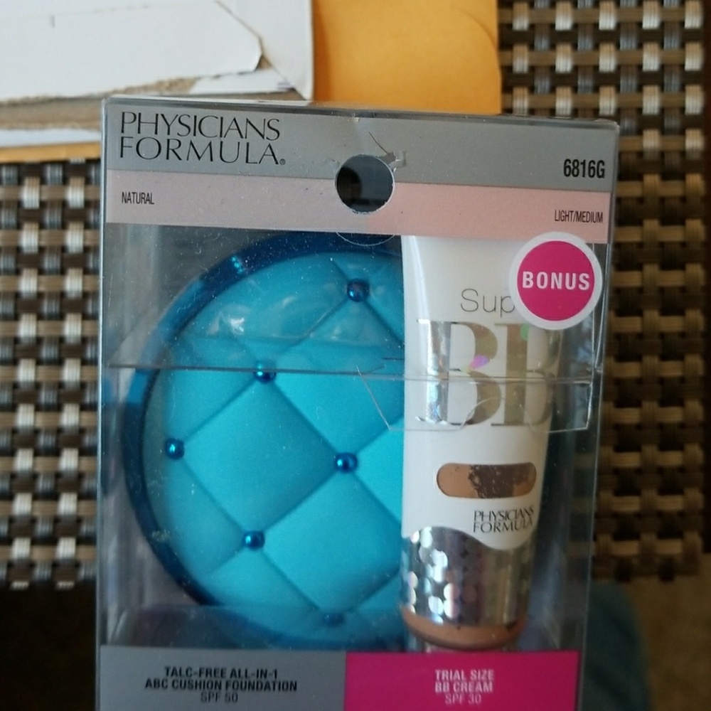 PHYSICIANS FORMULA WITH CREAM AND FOUNDATION